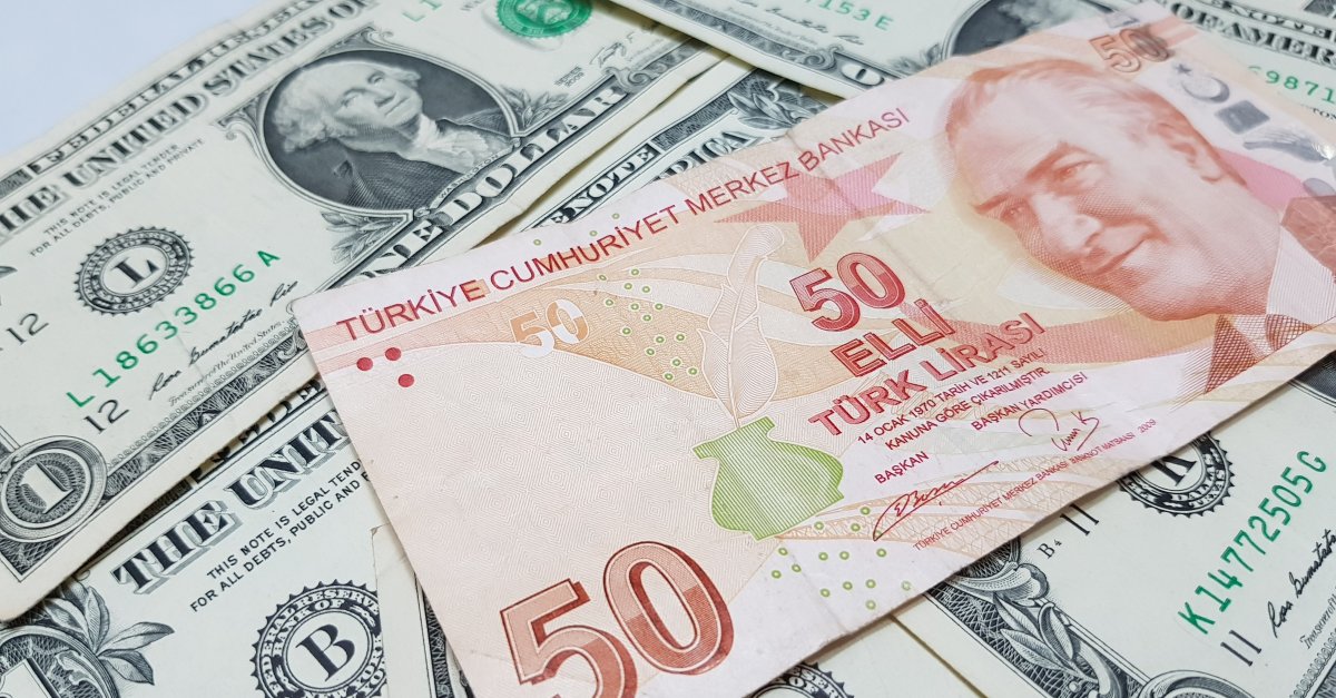 لماذا هبطت الليرة التركية أمام الدولار بالرغم من رفع المركزي التركي لسعر الفائدة؟